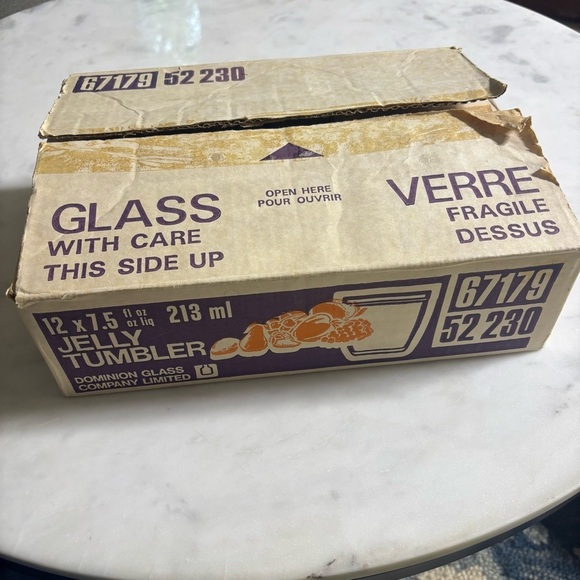 Vintage case of 12 Dominion glass 7.5 oz jelly tumblers / glasses with lids - Picture 2 of 13